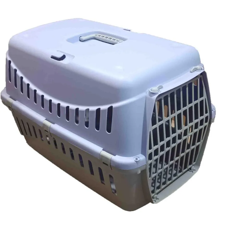 Переноска для кошек и собак Bergamo GIPSY 1 с металлической дверцей голубая 46x31x32 см