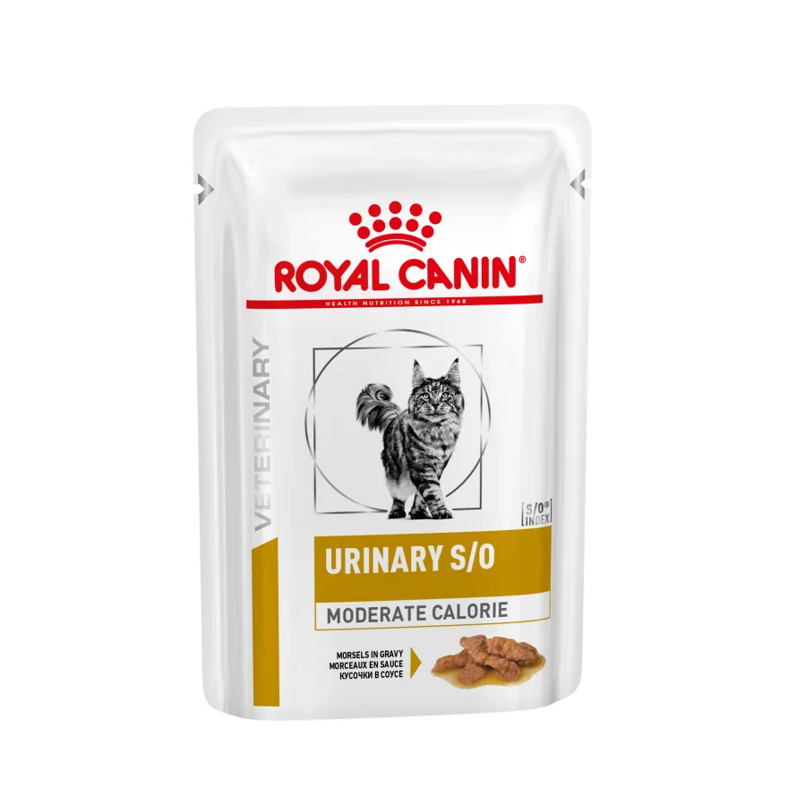 Влажный диетический корм для взрослых кошек Royal Canin Urinary Moderate Calorie для лечения и профилактики мочекаменной болезни, низкокалорийный 85 г